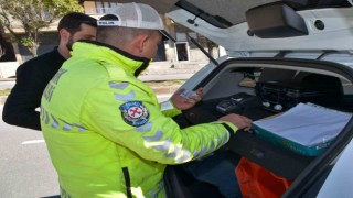 Hakkari polisinden trafik denetimi