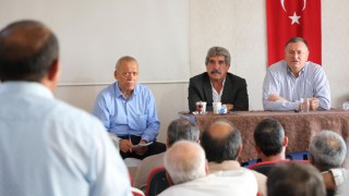 Hatay Büyükşehir Belediye Başkanı Savaş, Reyhanlı'da halkla buluştu
