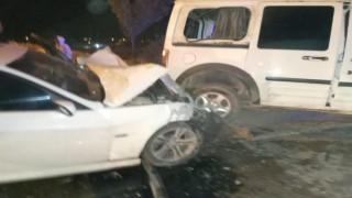 Hatayda trafik kazasında 2 kişi yaralandı