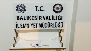 Havranda 3,74 gram esrar ele geçirildi