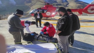 Helikopter ambulans aynı gün Bahçesaray ilçesine 2 kez havalandı