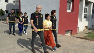 Hırsızlık Şüphelisi 3 Kişi Yakalandı