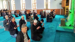 Hisarcıkta merhum öğretmenler için mevlit okutuldu