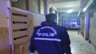 Huzurevine götürmek için geldiler, korkunç manzara ile karşılaştılar