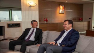 İBB Başkanı İmamoğlu, CHP Genel Başkanı Özgür Özel'i ziyaret etti