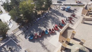 İhsaniye ilçesinde jandarma ekipleri 100 sürücüye güvenlik trafik eğitimi verdi