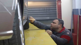 İkinci el araç piyasası düştü, ekspertizler sinek avlıyor