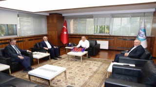 İlçe belediye başkanlarından Büyükkılıça ziyaret