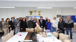 İlkadımda öğretmenler unutulmadı