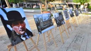 İncirliovada, Atatürk fotoğraflarla anıldı