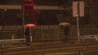 İstanbul Anadolu Yakasında sağanak yağış etkili oluyor