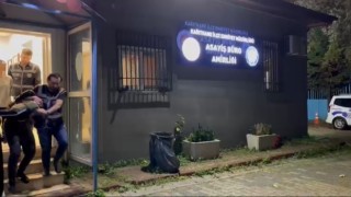 İstanbulda film gibi olay kamerada: Sevgililerin kapkaç oyununu polis bozdu