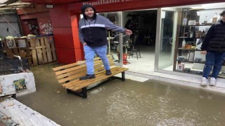 İstanbulda yağış vatandaşları olumsuz etkiledi