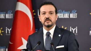 İYİ Partili Zorlu: "İstifa edenler partimizi zedelememeli"
