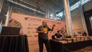 İZKİTAPta ilk kitap müzayedesi yapıldı