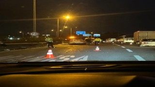 İzmirde otomobille çarpışan motosikletteki 3 kişi öldü