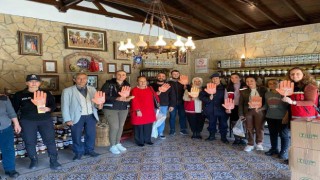 Jandarma ekipleri kadına karşı şiddete dikkat çekti