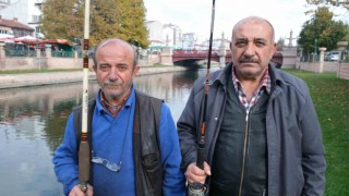Kaçak balık avcıları doğayı tehlikeye atıyor