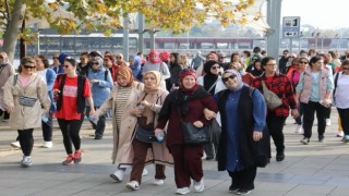 Kadınlar sağlık için yürüdü