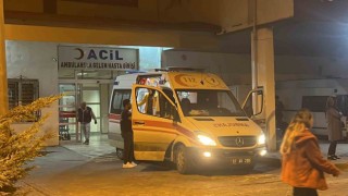 Kamyonet ile işçi servisi çarpıştı: 11 yaralı