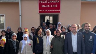 Karsta polis dolandırıcılara karşı kadınları bilgilendiriyor