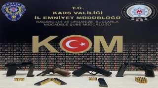 Karsta ruhsatsız silah operasyonu