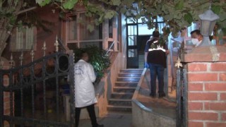 Kartalda bir apartman dairesinde erkek cesedi bulundu