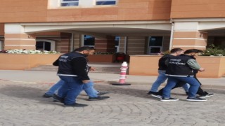 Kastamonuda aranan 2 şahıs yakalandı