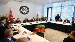 Kayseri OSB Başkanı Yalçın, Milli Eğitim Bakanı Tekine Mesleki Eğitime Yönelik Rapor Sundu