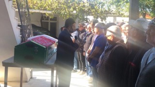 Kazada hayatını kaybeden ADÜ öğrencisi Muğlada toprağa verildi