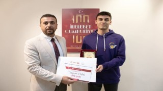 KBÜlü öğrenci afiş tasarımında mansiyon ödülü aldı