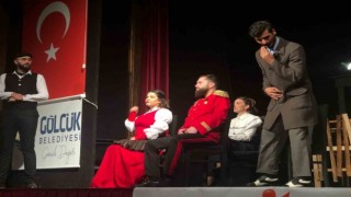 Kervansarayda tiyatro keyfi