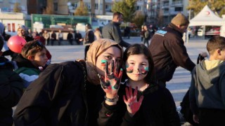 Kırşehirde Kudüste İzimiz Var etkinliğinde çocuklar savaşa hayır dedi