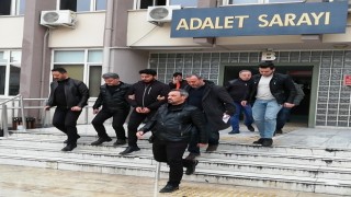 Kız arkadaşı ve annesine kurşun yağdıran sanığa 41 yıl