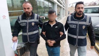 Kız kavgasında bir kişiyi bıçakla ağır yaralayan şahıs tutuklandı