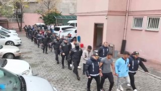 Konyada aranan şahıslara yönelik dev operasyon: 133 gözaltı
