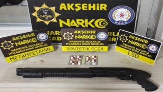 Konyada uyuşturucu operasyonlarında 5 kişi gözaltına alındı