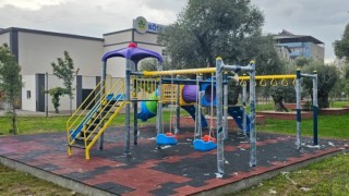 Köşkte park ve bahçelerin bakımı yapılıyor