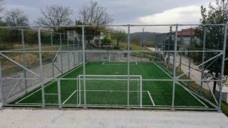 Köylere futbol sahası yapılıyor