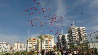 Kozanda öğrencilerden anlamlı bayrak yürüyüşü