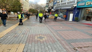 Kütahya Belediyesinden buzlanmaya karşı solüsyon uygulaması