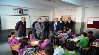 Malatyada öğrencilere kitap desteği