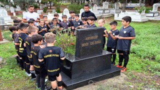 Manavgat Belediyesinden Bekir Çalışkan anısına futbol turnuvası