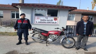 Manisada çalınan motosikleti jandarma buldu