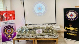 Mardinde durdurulan araçtan 82 kilo uyuşturucu çıktı: 7 şüpheli tutuklandı