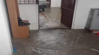 Mardinde yağış nedeniyle 1 evi su bastı