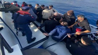 Marmariste 39 düzensiz göçmen kurtarıldı