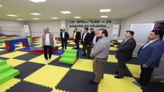 Meramın yenilenen spor merkezi ‘Berlika açıldı