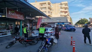 Mersinde jandarma ekiplerince motosiklet sürücüleri denetlendi