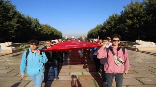 Mersinden bin Yörük çocuğu Atanın huzurunda